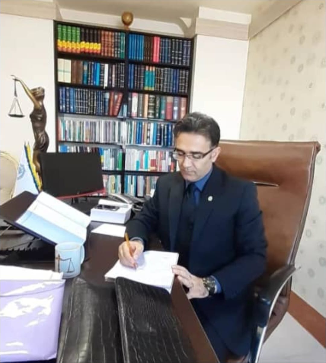 حجت کاتوزیان وکیل تهران